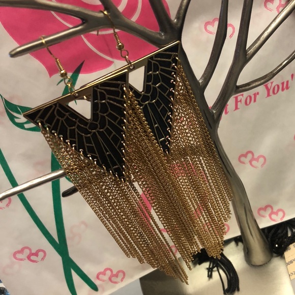 Afaze Jewelry - Black and Gold Long Chain Dangle Earrings
